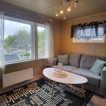 Koselig Studioleilighet I Svolvaer - Lofoten Ved Svolvaergeita, Djevelporten Luaran gambar